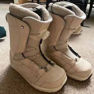 K2 Haven Snowboard Boots